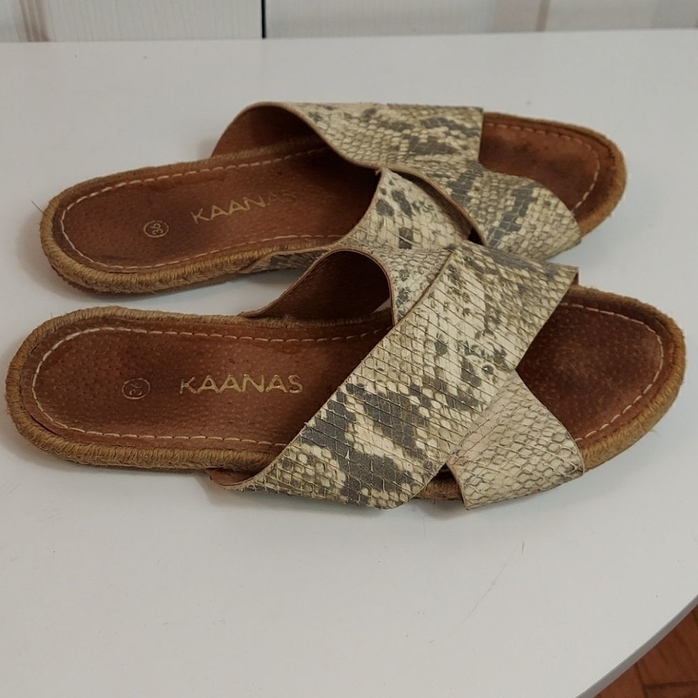KAANAS Guajira Crossover Python Snakeskin Sandals - Picture 4 of 9
